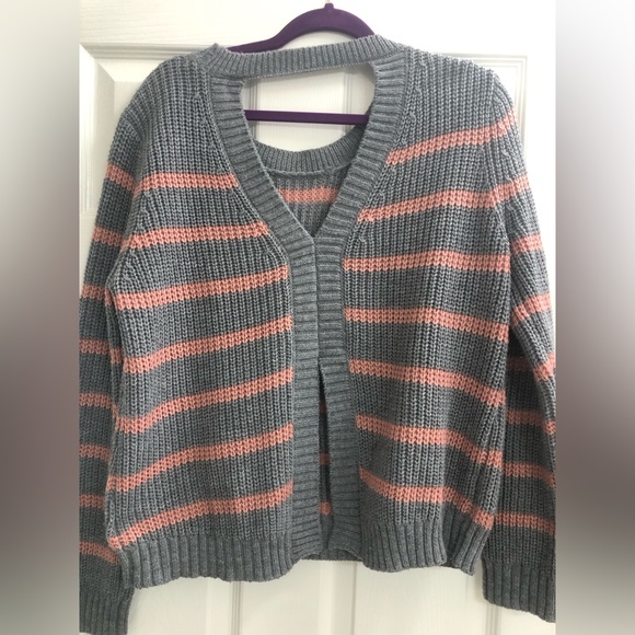 JACK BY BB DAKOTA Velma Split Back Pullover - Picture 4 of 5